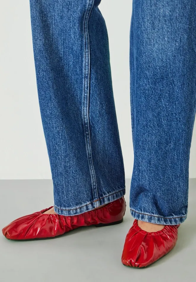 Hush Flats Women Ruby Ruched Leather Ballet Flats Red Hush Flats Women Ruby Ruched Leather Ballet Flats Red