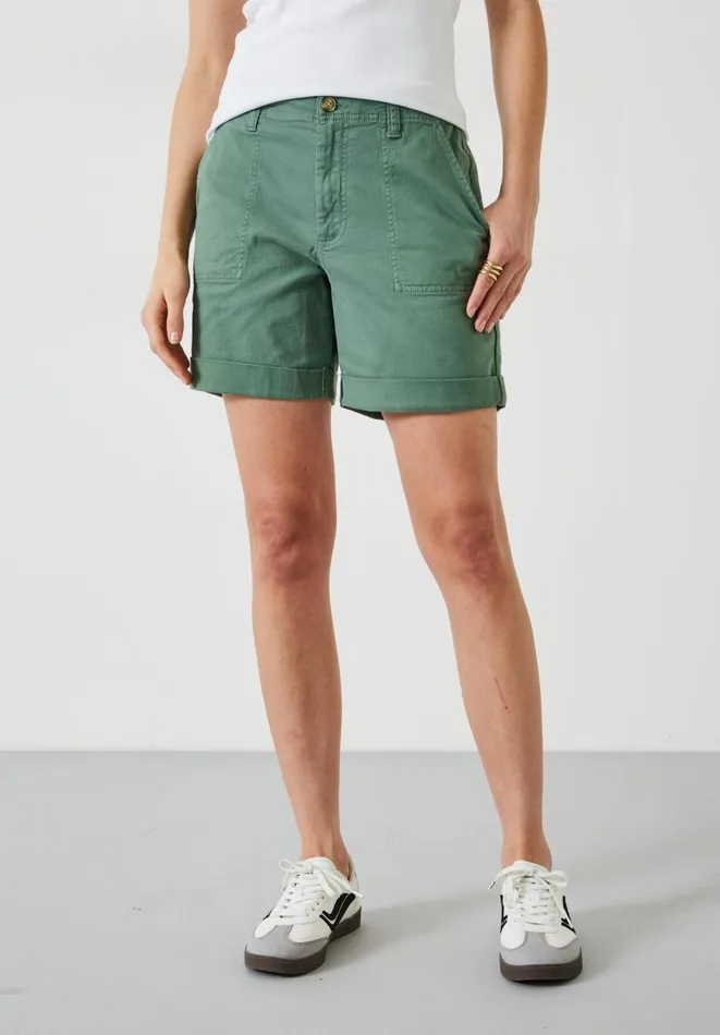 Hush Shorts Women Long Chino Shorts Washed Green Hush Shorts Women Long Chino Shorts Washed Green