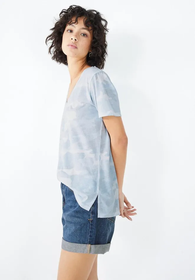 Hush Tops and Tshirts Women Camo VNeck Relaxed TShirt Pale Blue Camo Hush Tops and Tshirts Women Camo VNeck Relaxed TShirt Pale Blue Camo