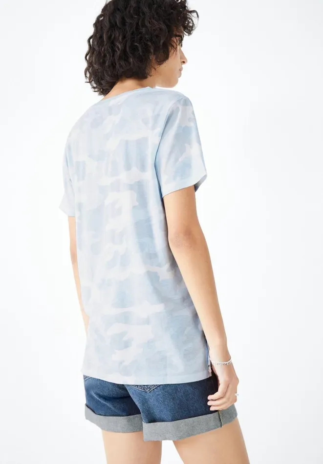 Hush Tops and Tshirts Women Camo VNeck Relaxed TShirt Pale Blue Camo Hush Tops and Tshirts Women Camo VNeck Relaxed TShirt Pale Blue Camo