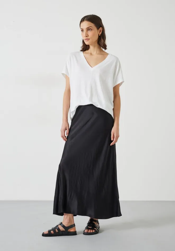 Hush Tops and Tshirts Women Danny Linen VNeck TShirt White