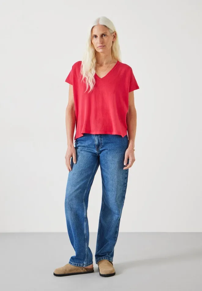 Hush Tops and Tshirts Women Emmerline Linen Blend Knitted Top Magenta