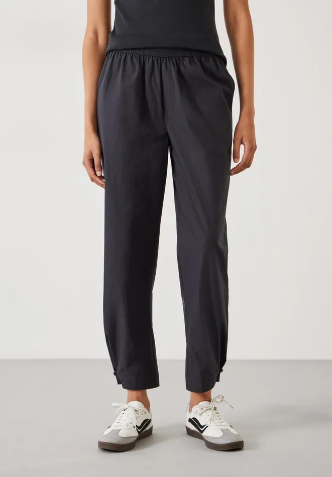 Hush Trousers Women Cotton Poplin Easy Trousers Black