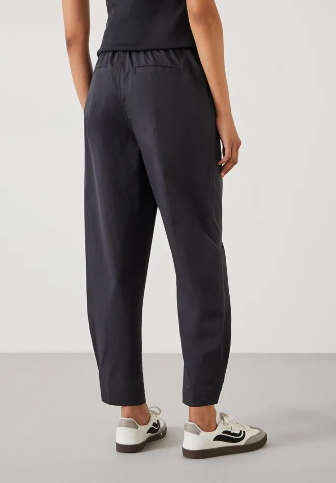 Hush Trousers Women Cotton Poplin Easy Trousers Black