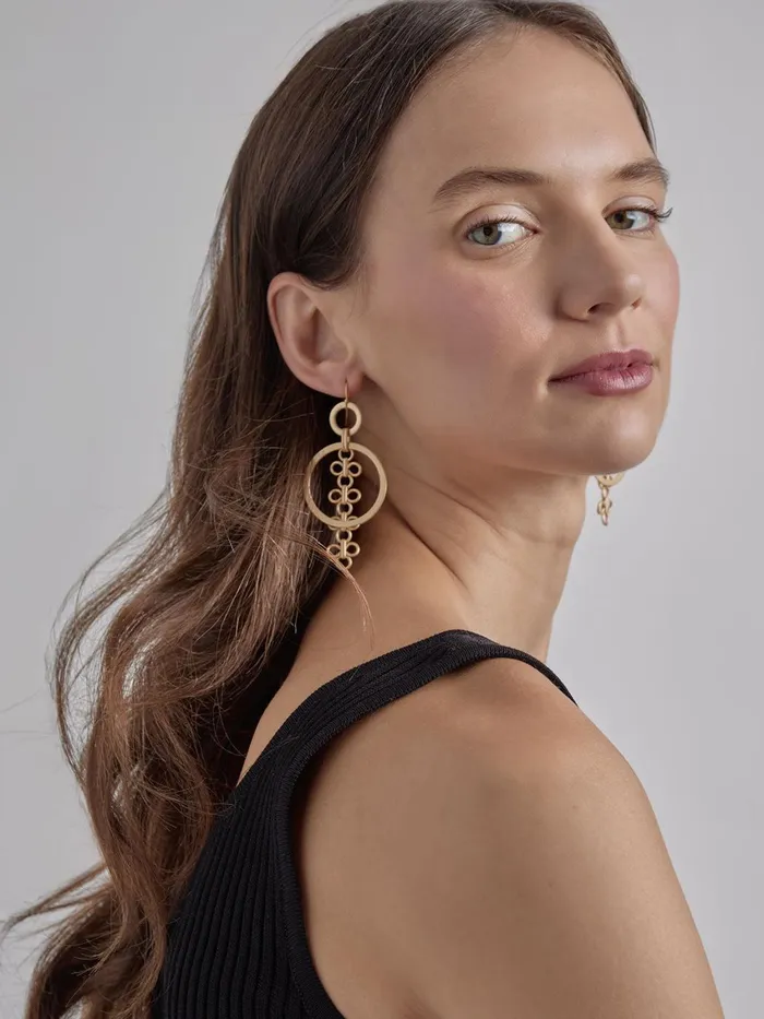 Misook Clover Charm Matte Gold Earrings Women Earrings Misook Clover Charm Matte Gold Earrings Women Earrings