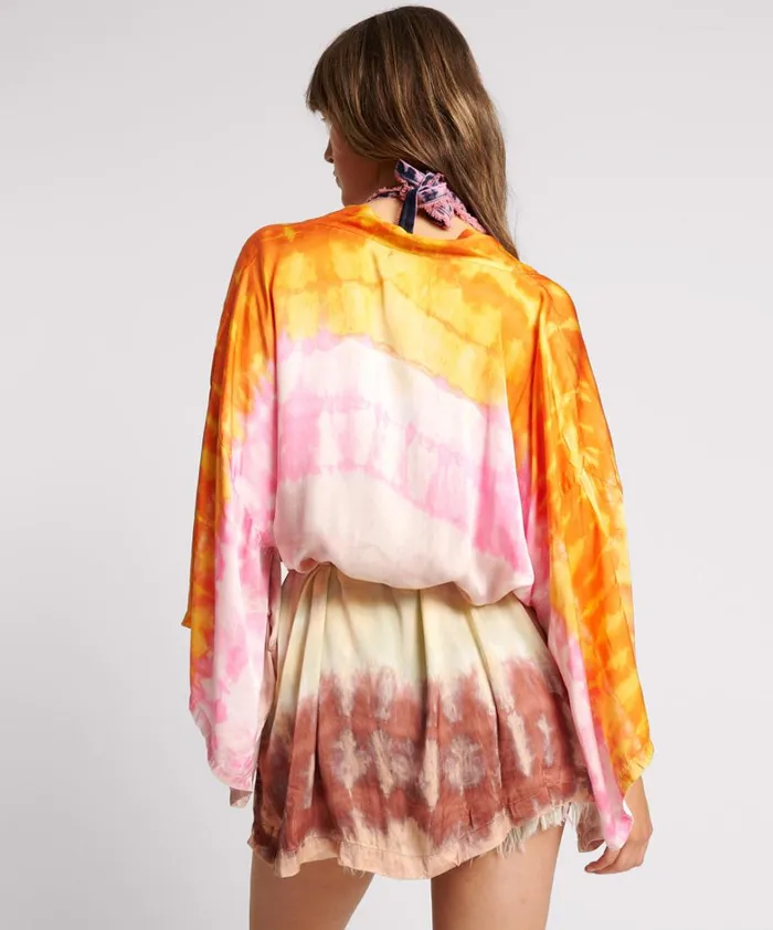 One Teaspoon Jackets MIRAGE HAND DYED SATIN KIMONO 8211 Women One Teaspoon Jackets MIRAGE HAND DYED SATIN KIMONO 8211 Women