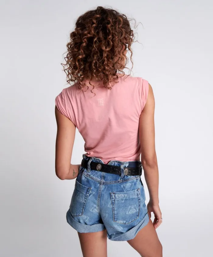 One Teaspoon Tees and Tanks ORGANIC LOGO FITTED TEE 8211 Women One Teaspoon Tees and Tanks ORGANIC LOGO FITTED TEE 8211 Women