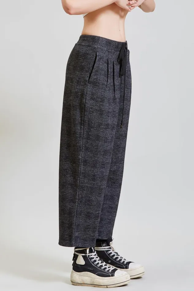 R13 Pants and Shorts Women CROPPED PLEATED WIDE LEG PANT 8211 GREY GLEN PLAID R13 Pants and Shorts Women CROPPED PLEATED WIDE LEG PANT 8211 GREY GLEN PLAID