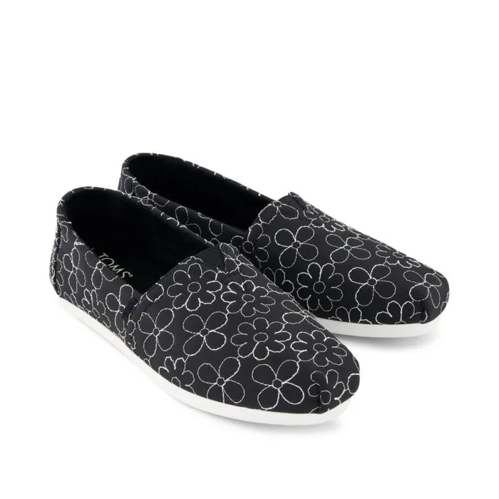 Toms TOMS Classics Alpargata Cloudbound Black Quilted Daisies 8211 Women Toms TOMS Classics Alpargata Cloudbound Black Quilted Daisies 8211 Women