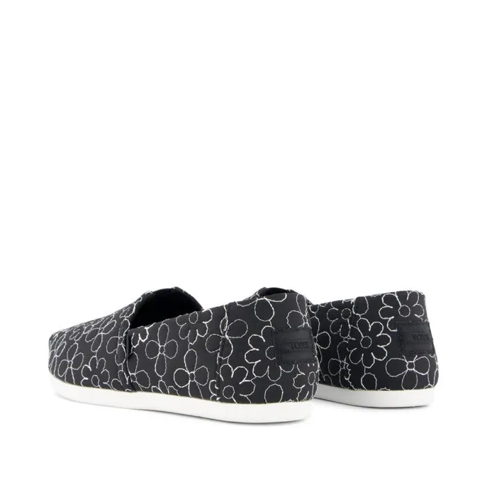 Toms TOMS Classics Alpargata Cloudbound Black Quilted Daisies 8211 Women Toms TOMS Classics Alpargata Cloudbound Black Quilted Daisies 8211 Women