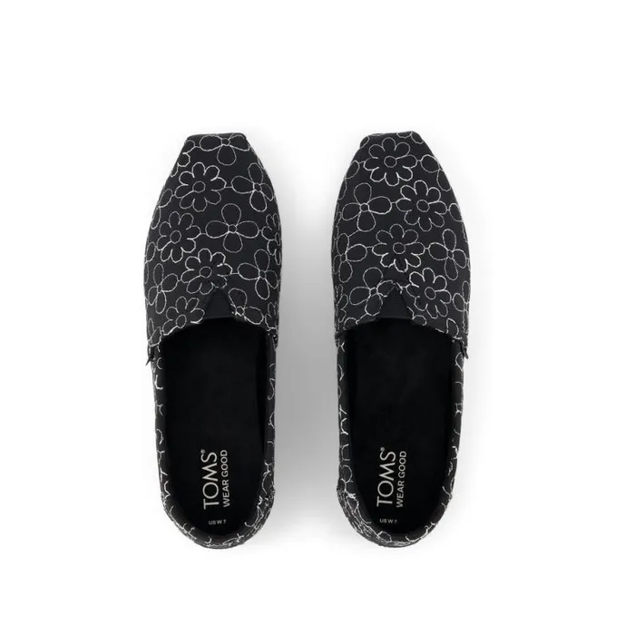 Toms TOMS Classics Alpargata Cloudbound Black Quilted Daisies 8211 Women Toms TOMS Classics Alpargata Cloudbound Black Quilted Daisies 8211 Women