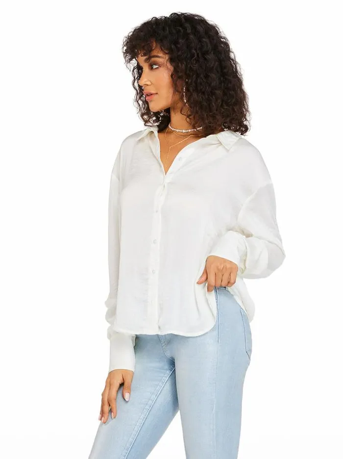 Tops Clothing Jessica Simpson Bodie Blouse In Gardenia