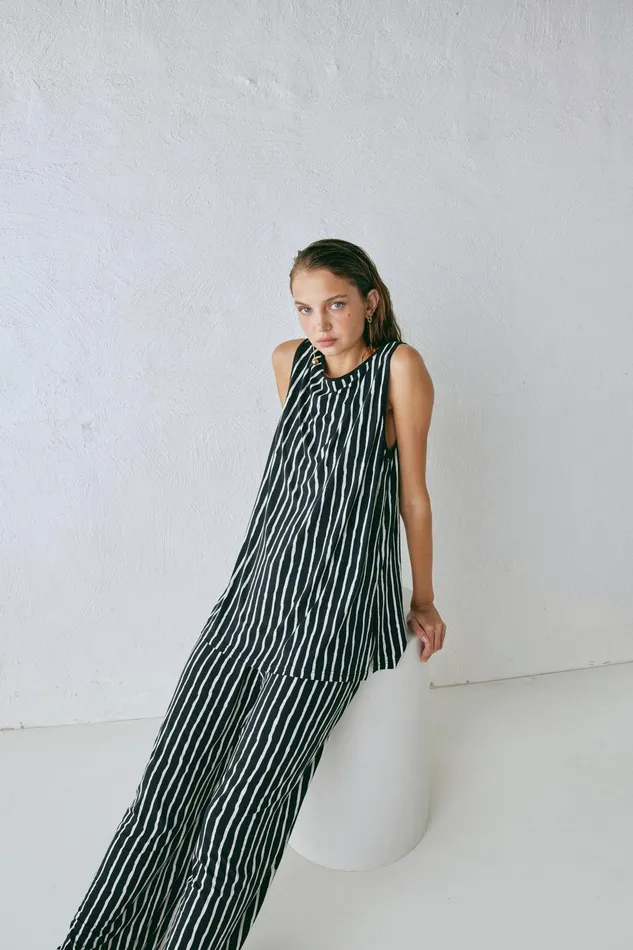 VRG GRL Aster Top Black Stripe Women Sleeveless VRG GRL Aster Top Black Stripe Women Sleeveless