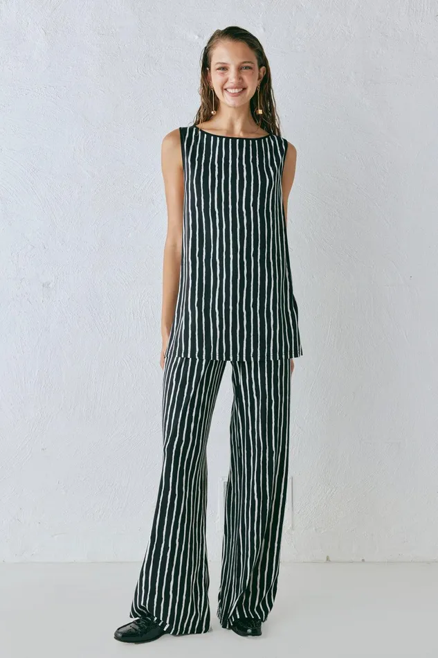 VRG GRL Aster Top Black Stripe Women Sleeveless VRG GRL Aster Top Black Stripe Women Sleeveless