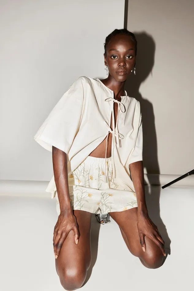 VRG GRL Eliza Linen Shorts Florette Women Shorts VRG GRL Eliza Linen Shorts Florette Women Shorts