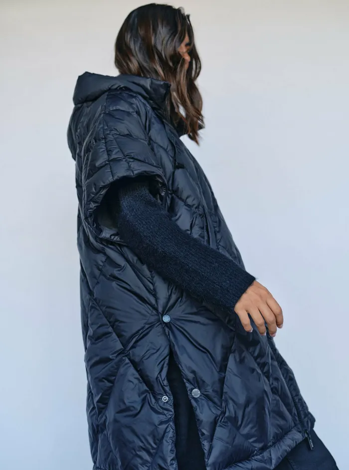 Waistcoats Women MOS MOSH MMFaisa Down Poncho Black Waistcoats Women MOS MOSH MMFaisa Down Poncho Black