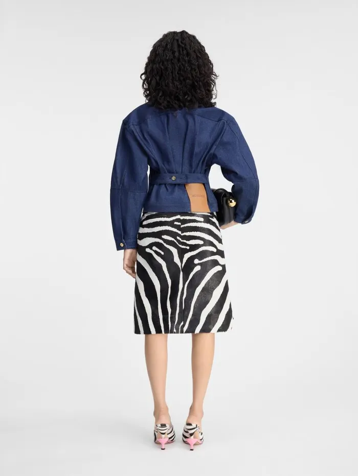 Women Coats and Jackets JACQUEMUS The Denim DeNmes Jacket Navy Navy Stripes Women Coats and Jackets JACQUEMUS The Denim DeNmes Jacket Navy Navy Stripes