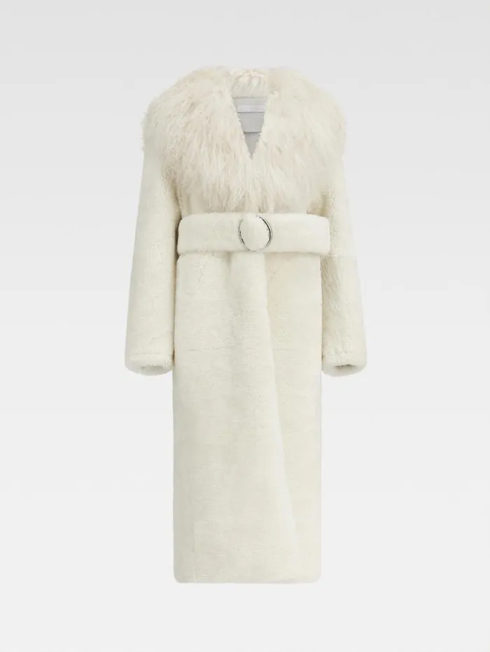 Women Coats and Jackets JACQUEMUS The Pilou Long Coat Offwhite Women Coats and Jackets JACQUEMUS The Pilou Long Coat Offwhite